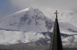 Snowmass spire with mountain in background